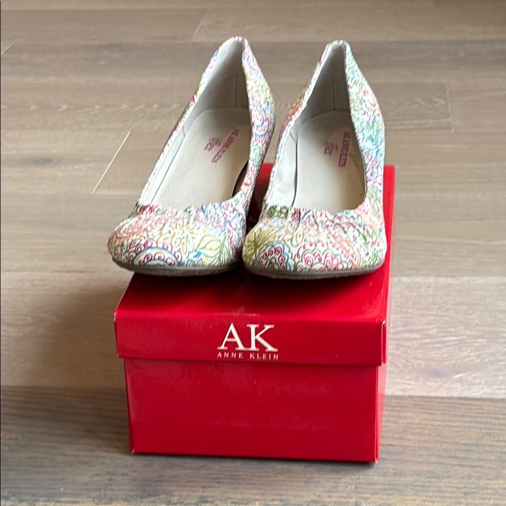 Anne Klein Red and Green Wedges Sparkly Glamour